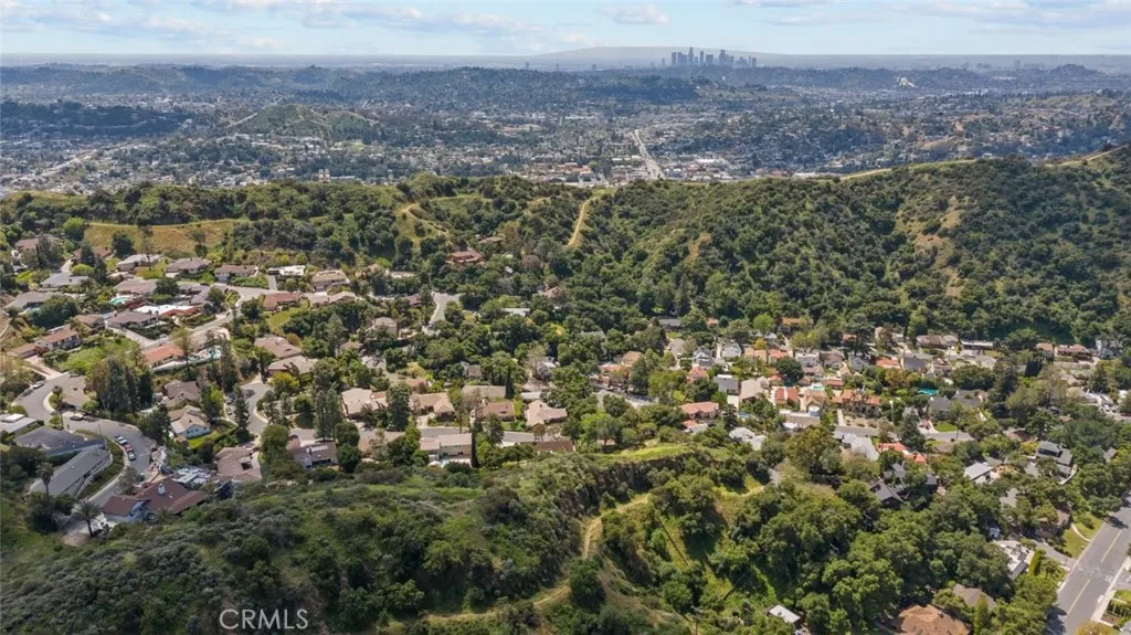 0 Edwards Place Glendale, CA 91206 - Photo 14 of 16 a view of a city