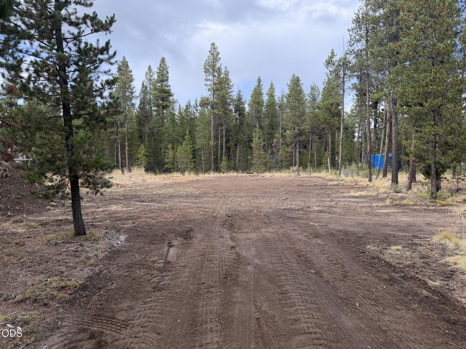 17114 Indio Road Bend, OR 97707 - Photo 2 of 9 Gallery Image 2