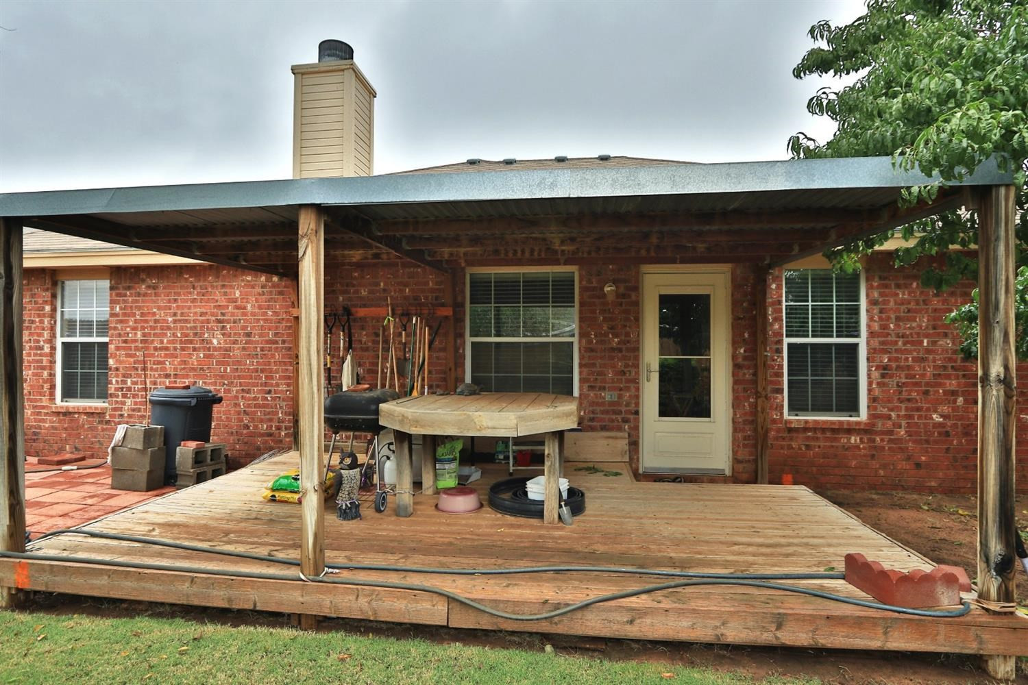 6723 8th Street Lubbock, TX 79416 - Photo 9 of 9 a view of outdoor space