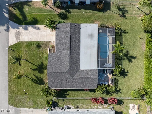 $345,000 | 1209 Southeast 33rd Terrace, Cape Coral, FL 33904