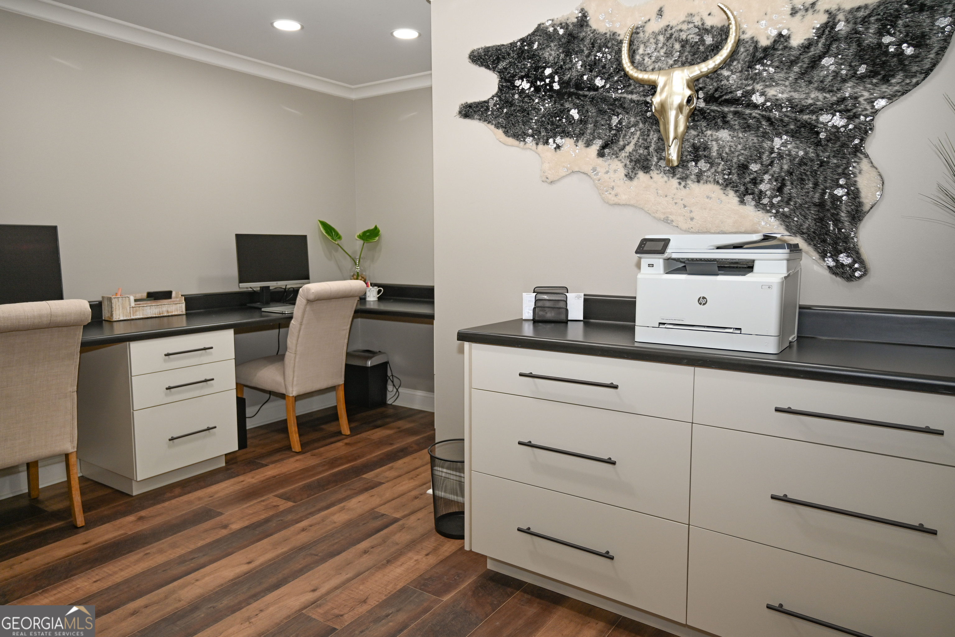 399 Overlook Trail Williamson, GA 30292 - Photo 45 of 52 a room with a desk and chair