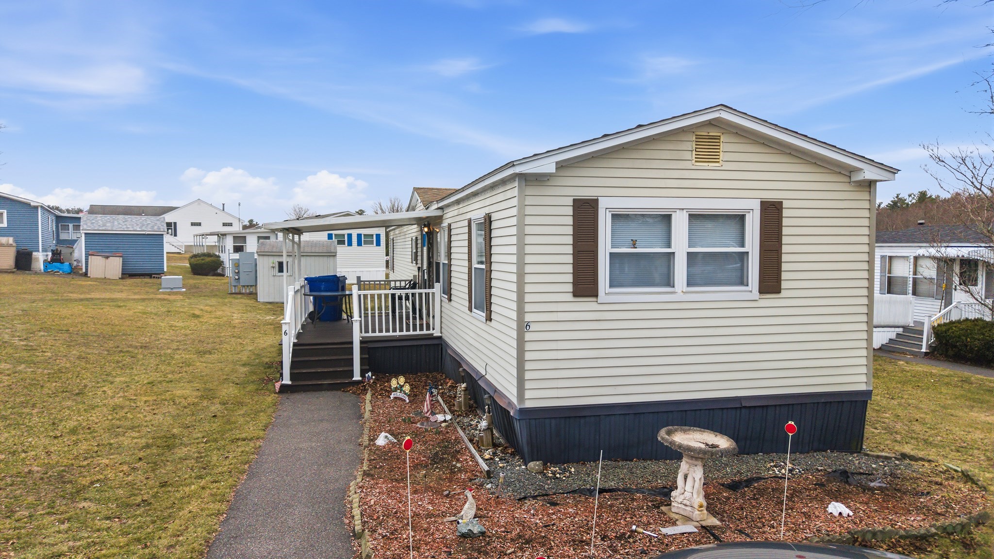 6 John Alden Road Taunton, MA 02780 - Photo 2 of 16 Gallery Image 2