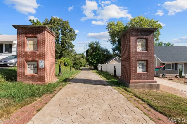 $139,000 | 610 Superior Drive, Ferguson, MO 63135