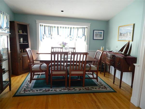 50 Bennett Road Marblehead, MA 01945 - Photo 3 of 26