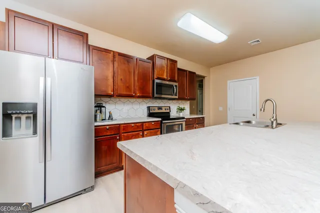 $267,000 | 208 Flowing Meadows Drive, Kathleen, GA 31047