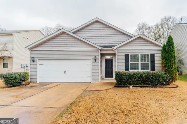 $267,000 | 208 Flowing Meadows Drive, Kathleen, GA 31047
