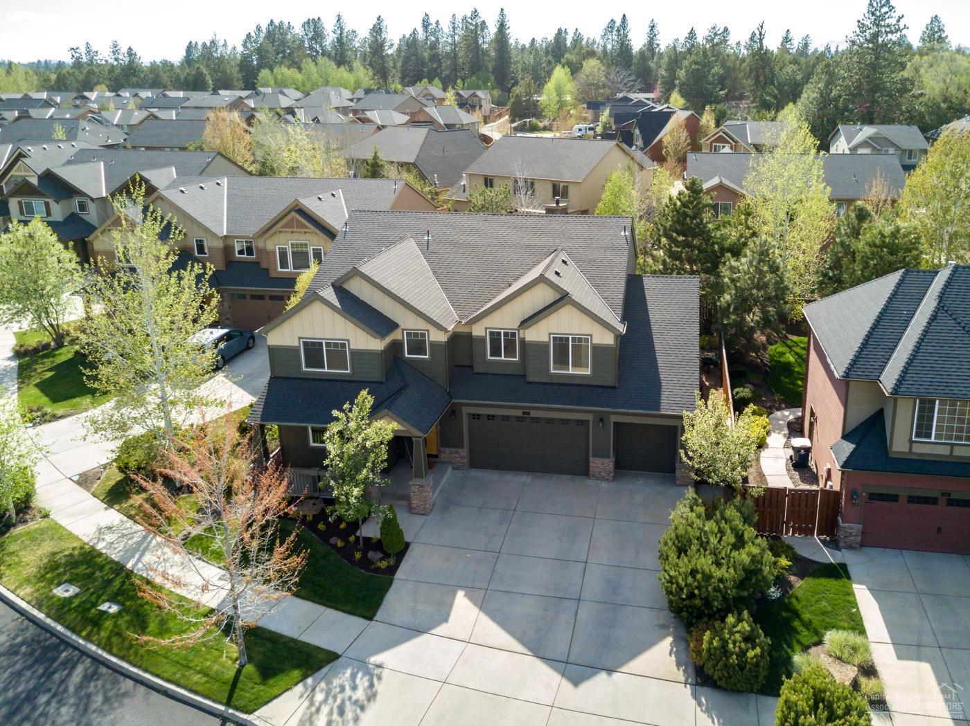 61277 Splendor Lane Bend, OR 97702 - Photo 3 of 25 Additional Photo