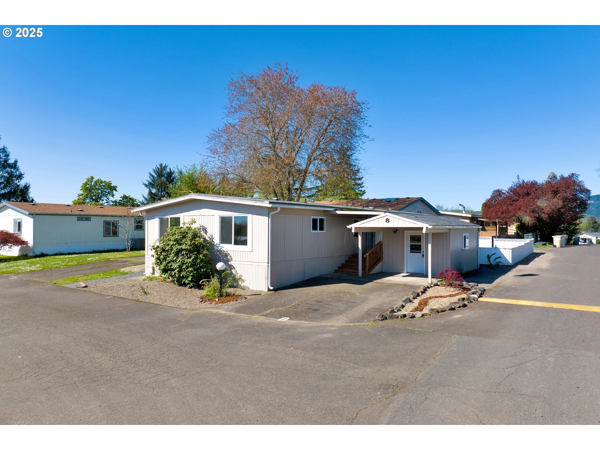a view of a house with a outdoor space