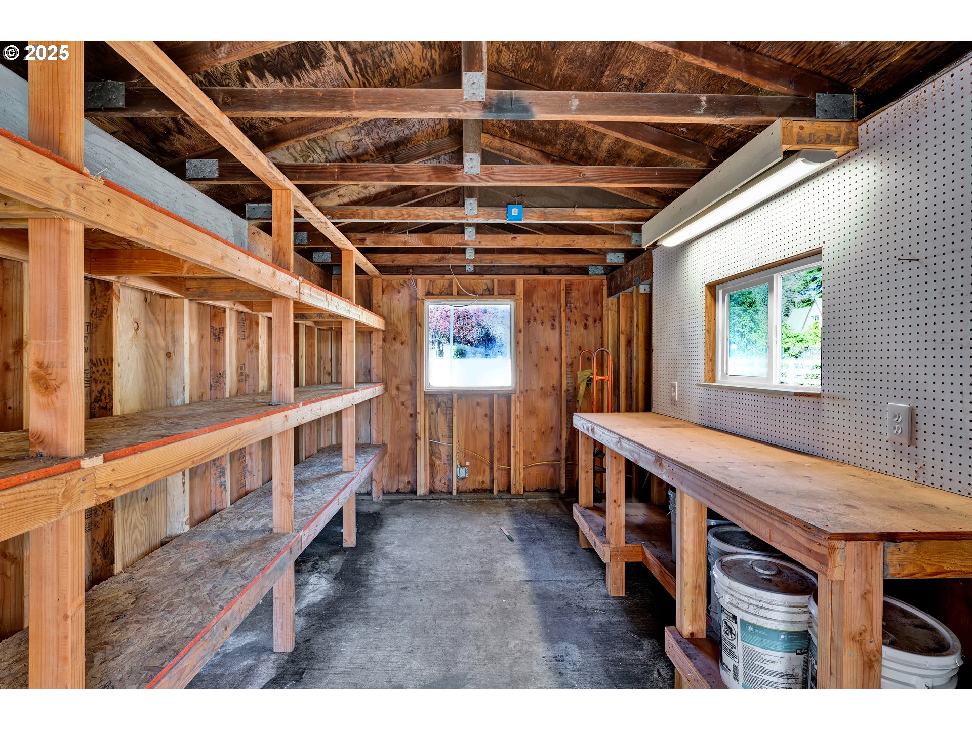 5055 Northeast Elliott Circle, Unit 8 Corvallis, OR 97330 - Photo 26 of 35 a view of an outdoor space