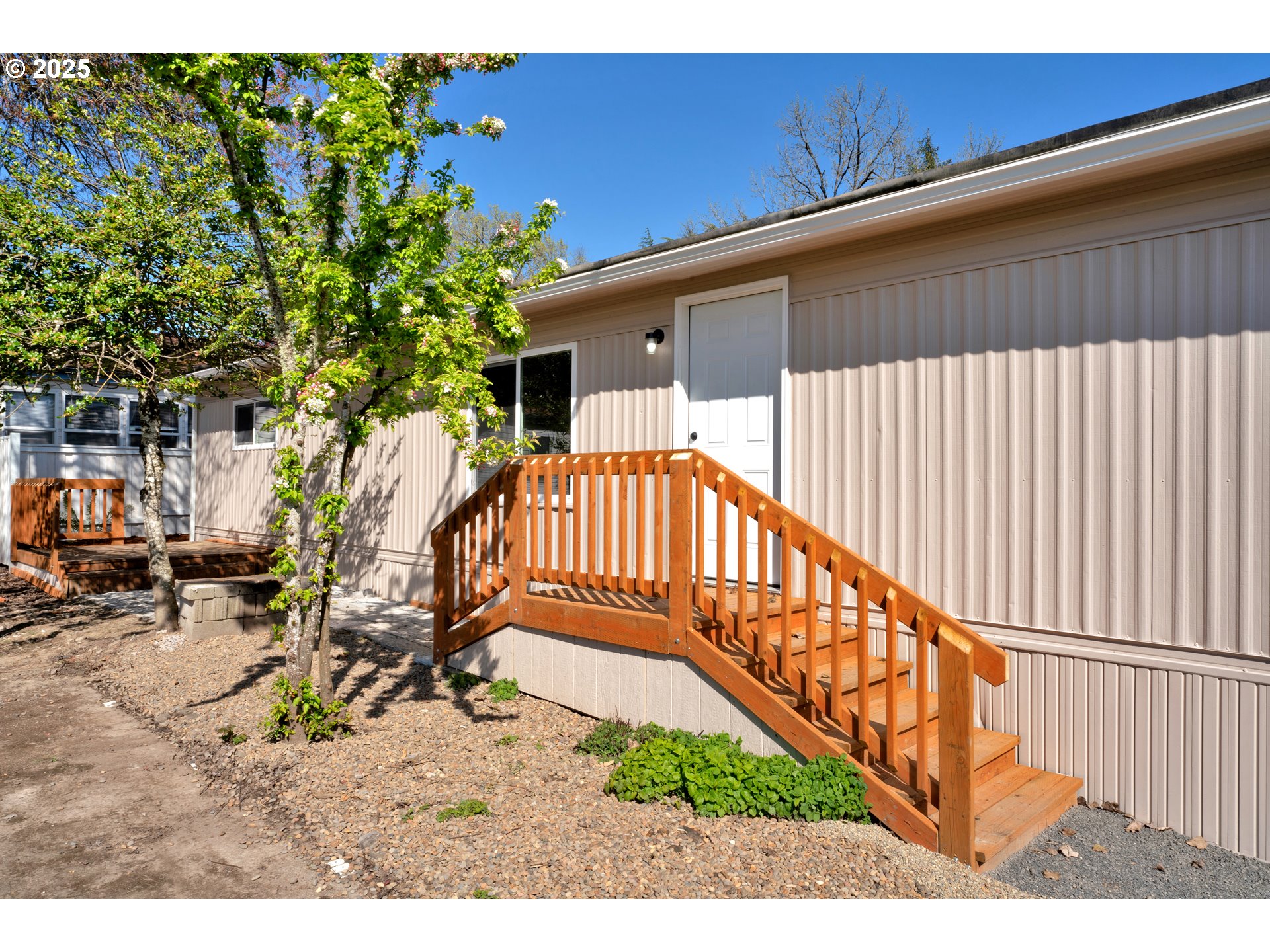 5055 Northeast Elliott Circle, Unit 8 Corvallis, OR 97330 - Photo 30 of 35 a view of stairs and a yard