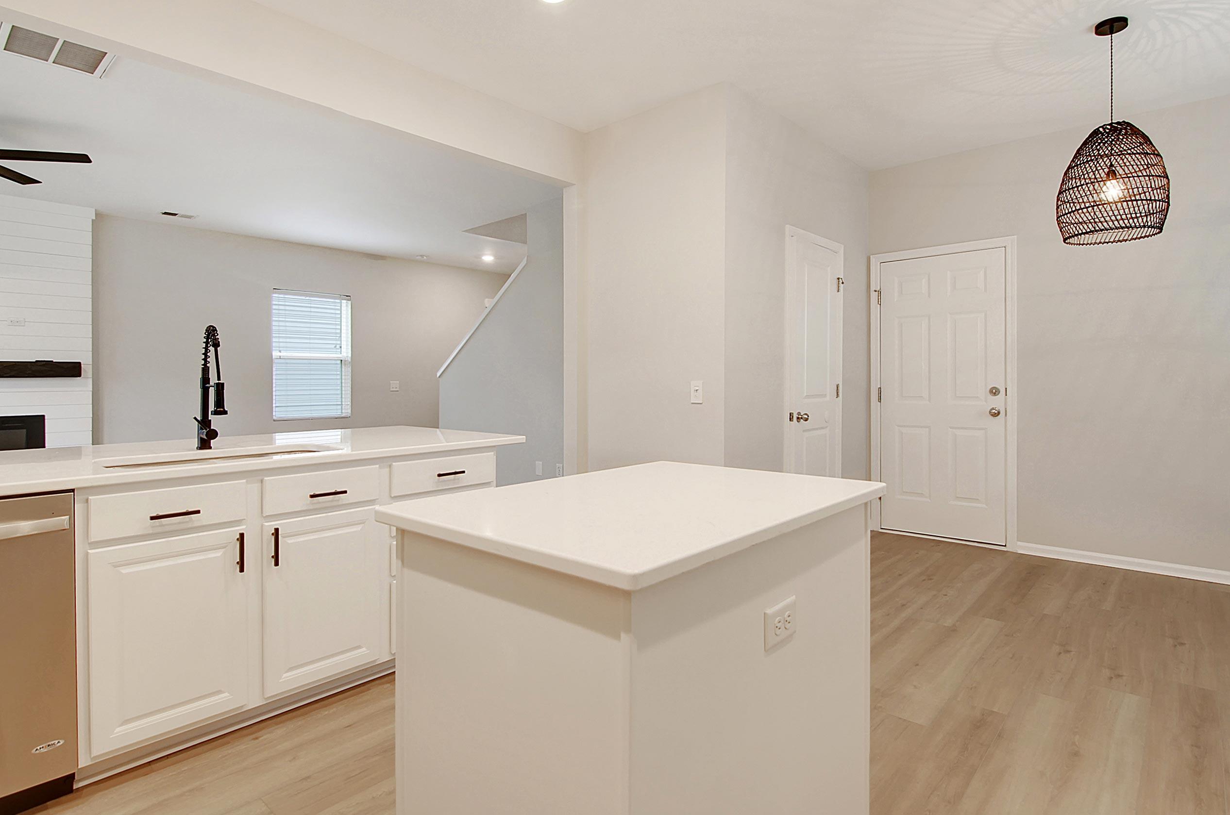 348 Iveson Road Summerville, SC 29486 - Photo 16 of 38 CREM_348 Iveson Road_022