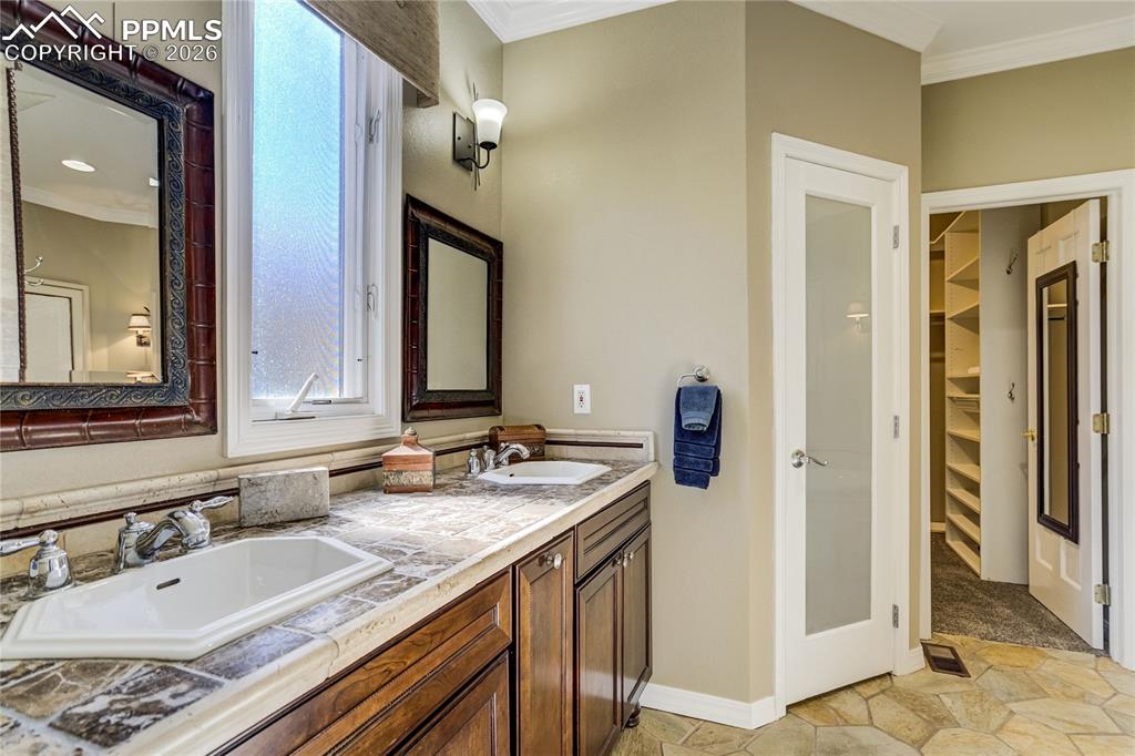 3271 Templeton Gap Road Colorado Springs, CO 80907 - Photo 24 of 49
