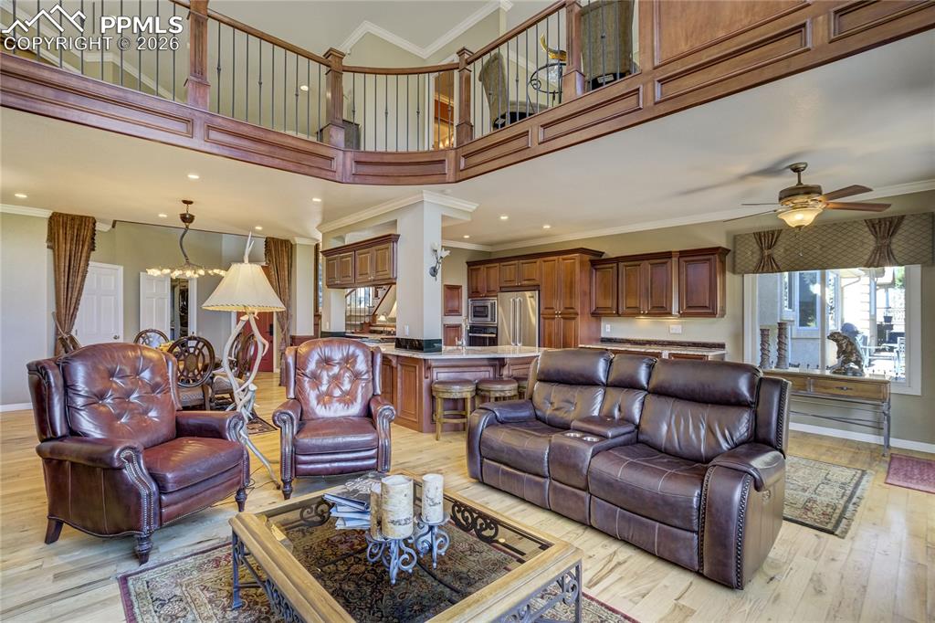 3271 Templeton Gap Road Colorado Springs, CO 80907 - Photo 7 of 49