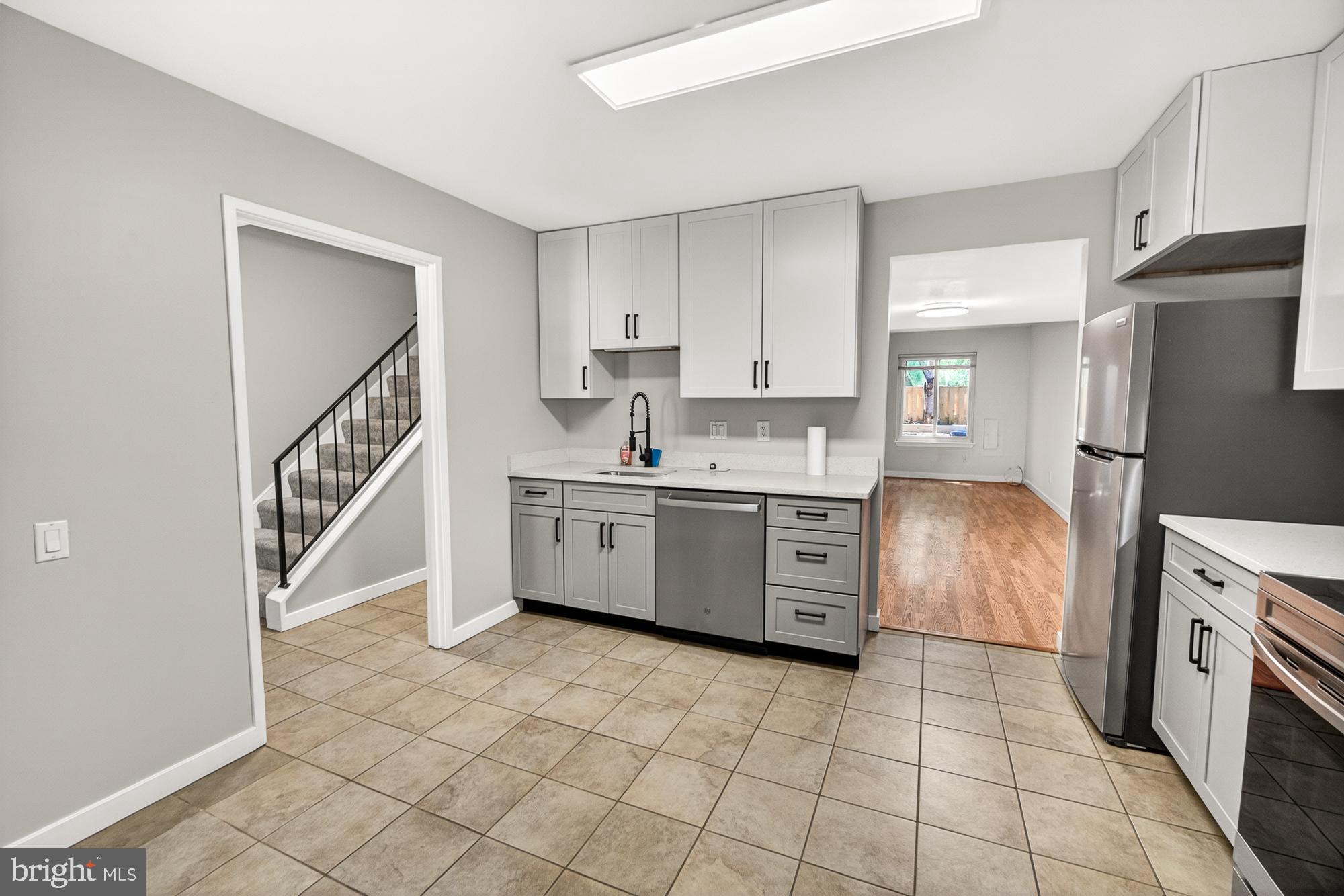 19346 Keymar Way Gaithersburg, MD 20886 - Photo 6 of 41