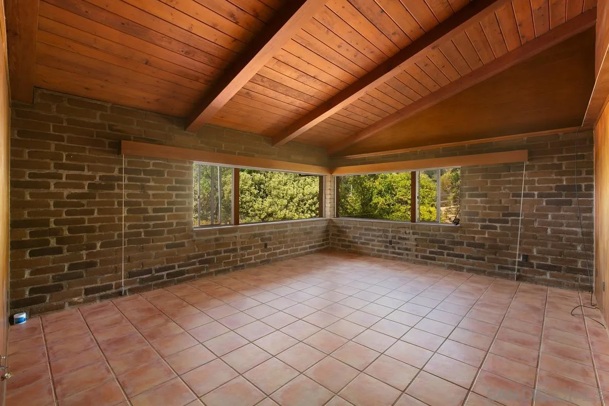 32630 Camino Moro Warner Springs, CA 92086 - Photo 20 of 33 a view of an empty room with a window