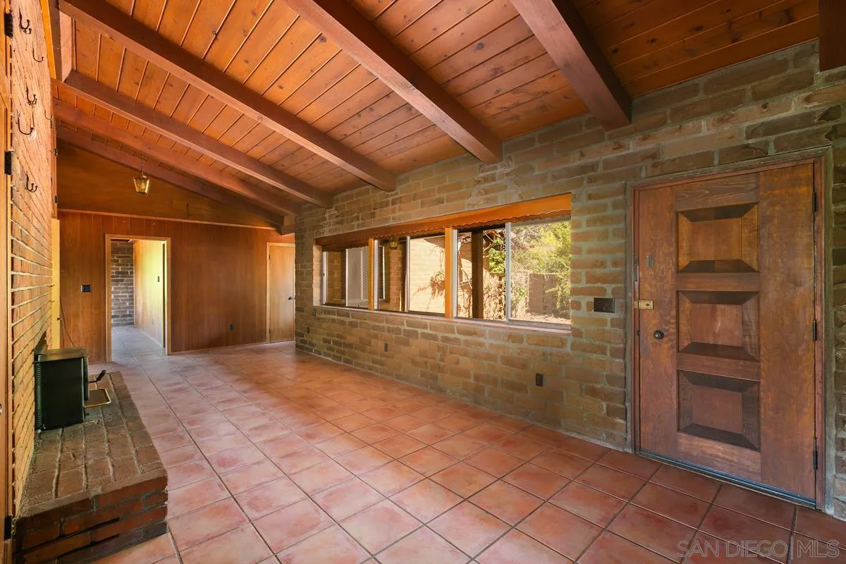32630 Camino Moro Warner Springs, CA 92086 - Photo 7 of 33 a view of hallway with wooden floor