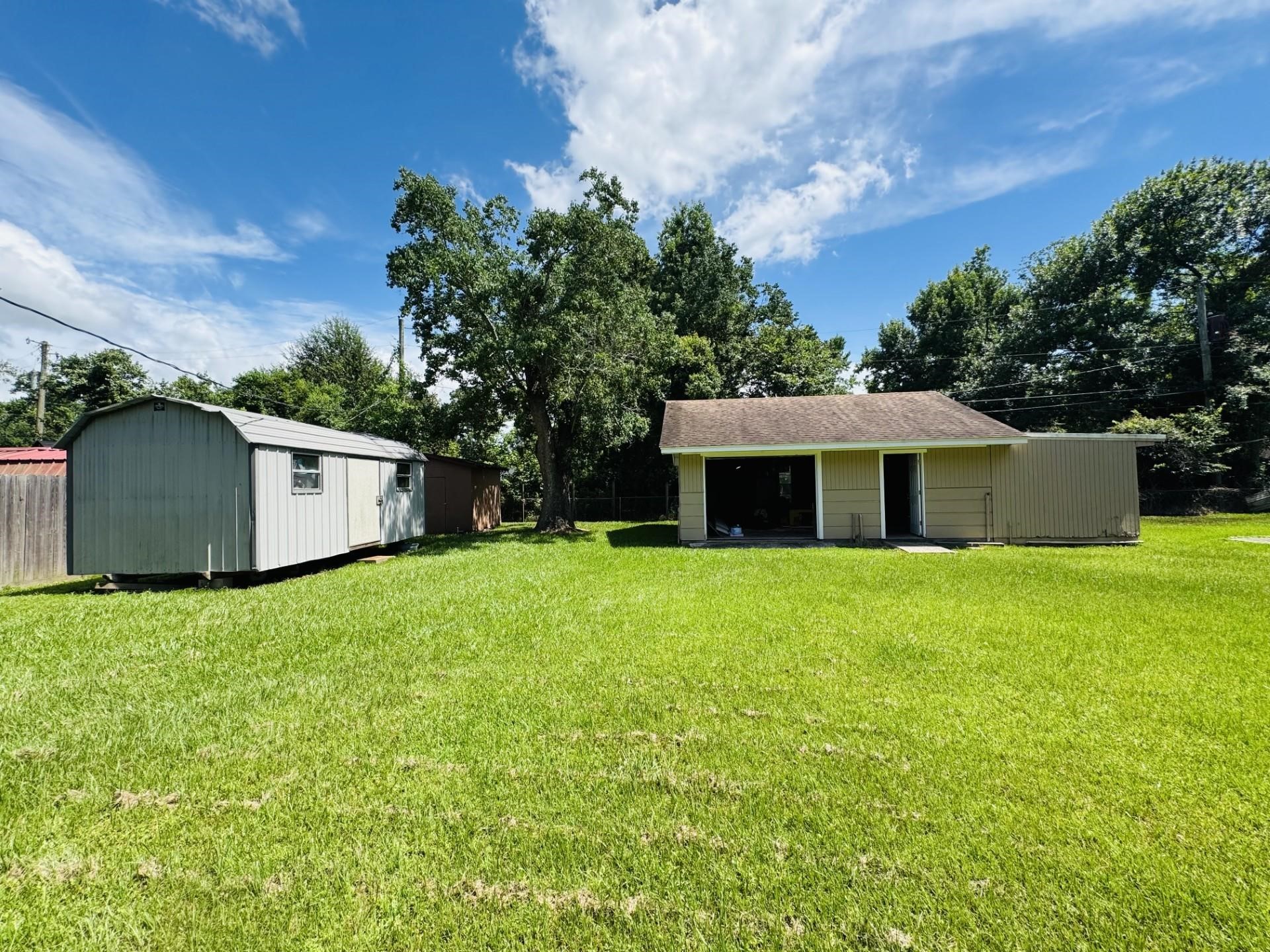 4012 Hillcrest Street Liberty, TX 77575 - Photo 13 of 20