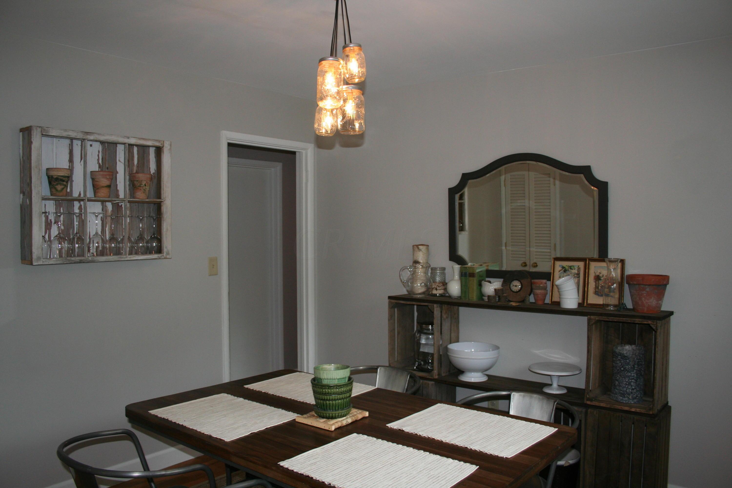 2772 Shrewsbury Road Columbus, OH 43221 - Photo 13 of 25