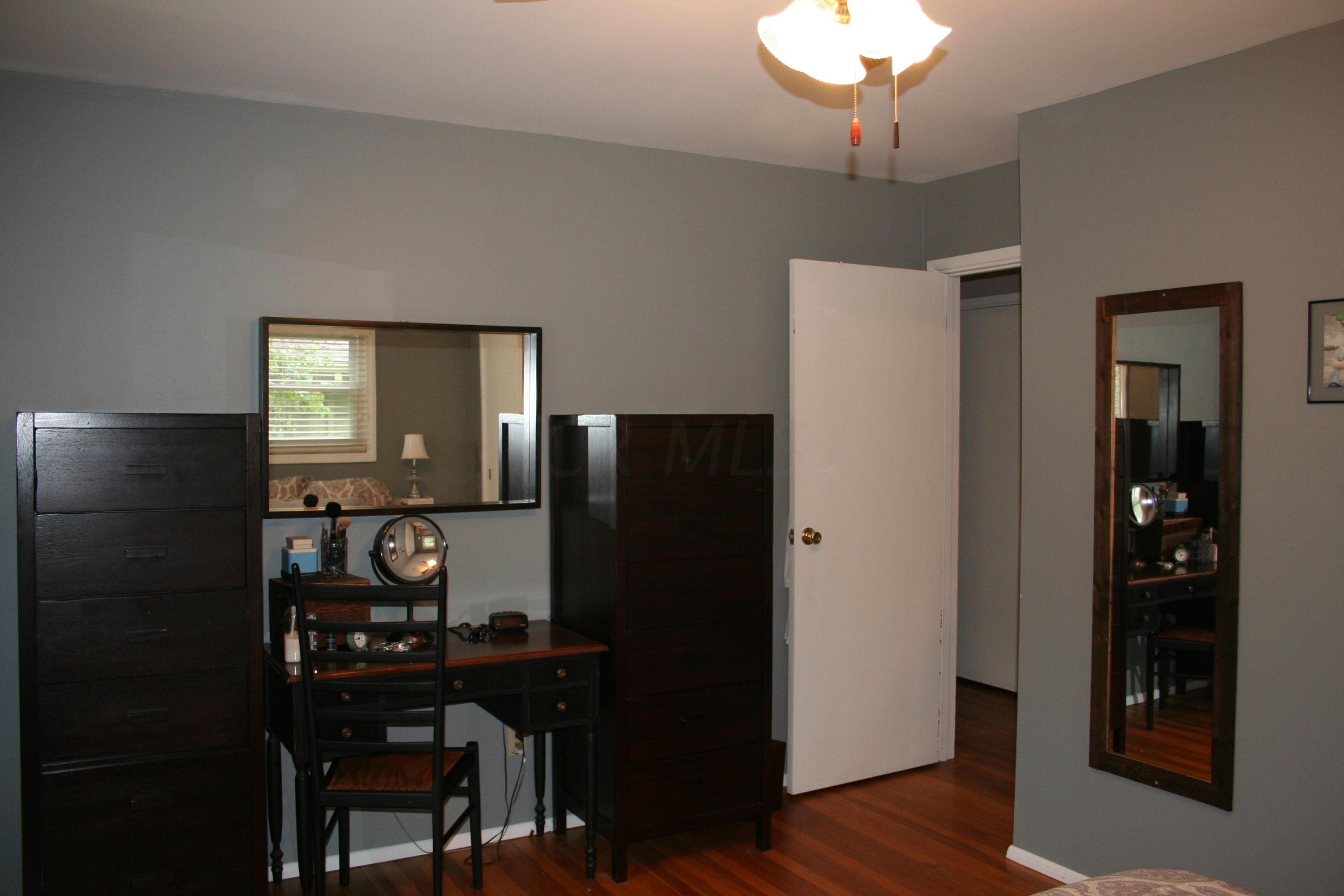 2772 Shrewsbury Road Columbus, OH 43221 - Photo 6 of 25