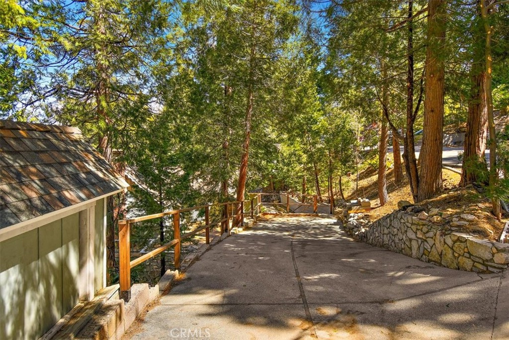 26432 Lake Forest Drive Twin Peaks, CA 92391 - Photo 2 of 27 a view of outdoor space and yard