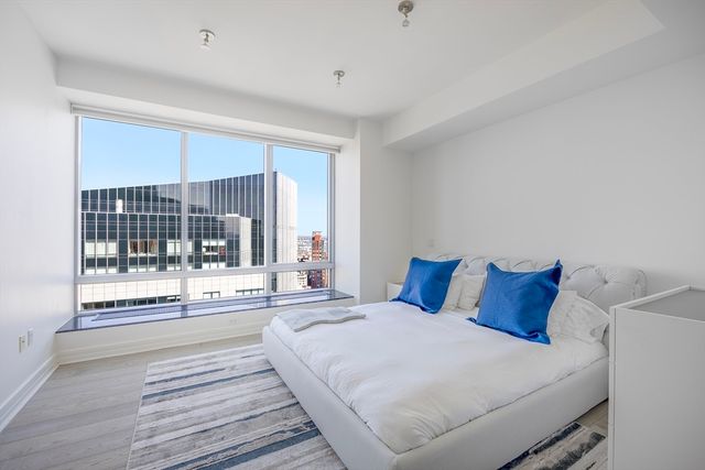 $2,825,000 | 2 Avery Street, Unit PH1F, Boston, MA 02111