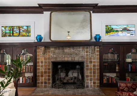 $1,595,000 | 1045 New York Drive, Altadena, CA 91001