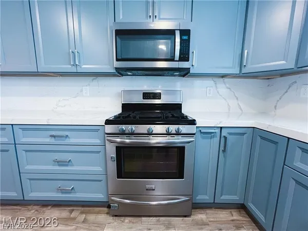$2,964 | 1460 Covelo Court, Las Vegas, NV 89146