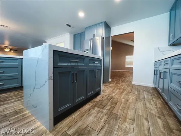 $2,964 | 1460 Covelo Court, Las Vegas, NV 89146