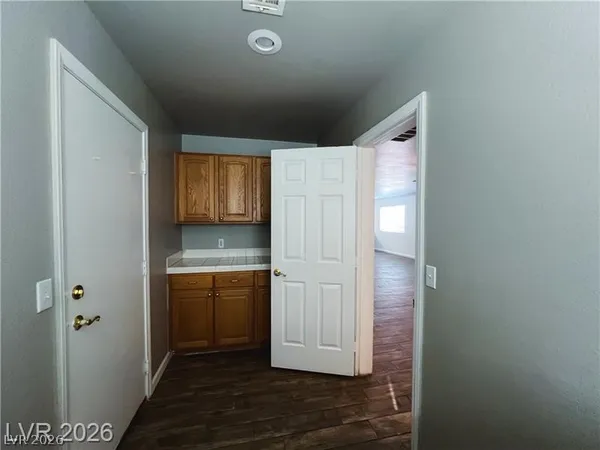 $2,964 | 1460 Covelo Court, Las Vegas, NV 89146