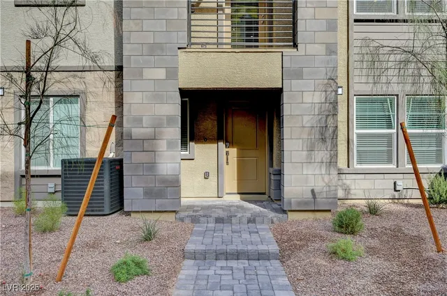 $349,990 | 891 Apatite Place, Henderson, NV 89011