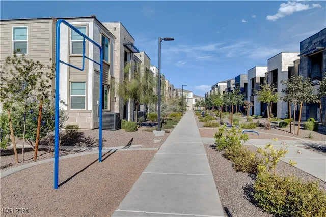 $349,990 | 891 Apatite Place, Henderson, NV 89011