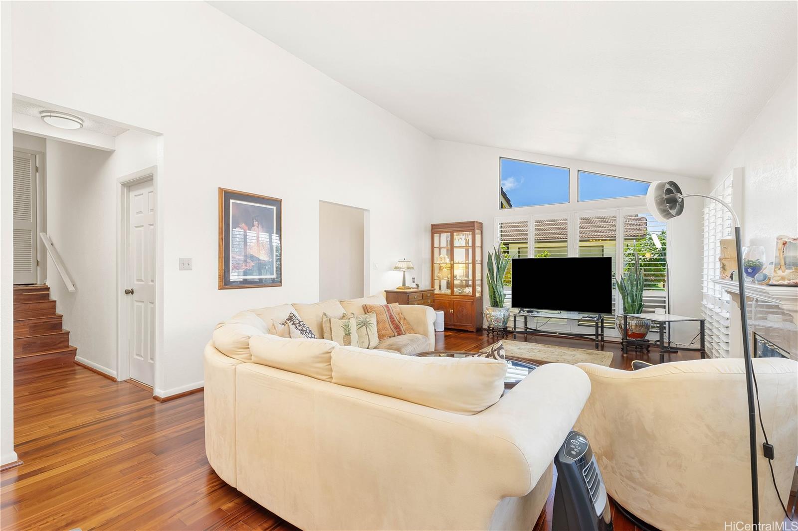 98-1421 Onikiniki Place, Unit 5 Aiea, HI 96701 - Photo 4 of 25