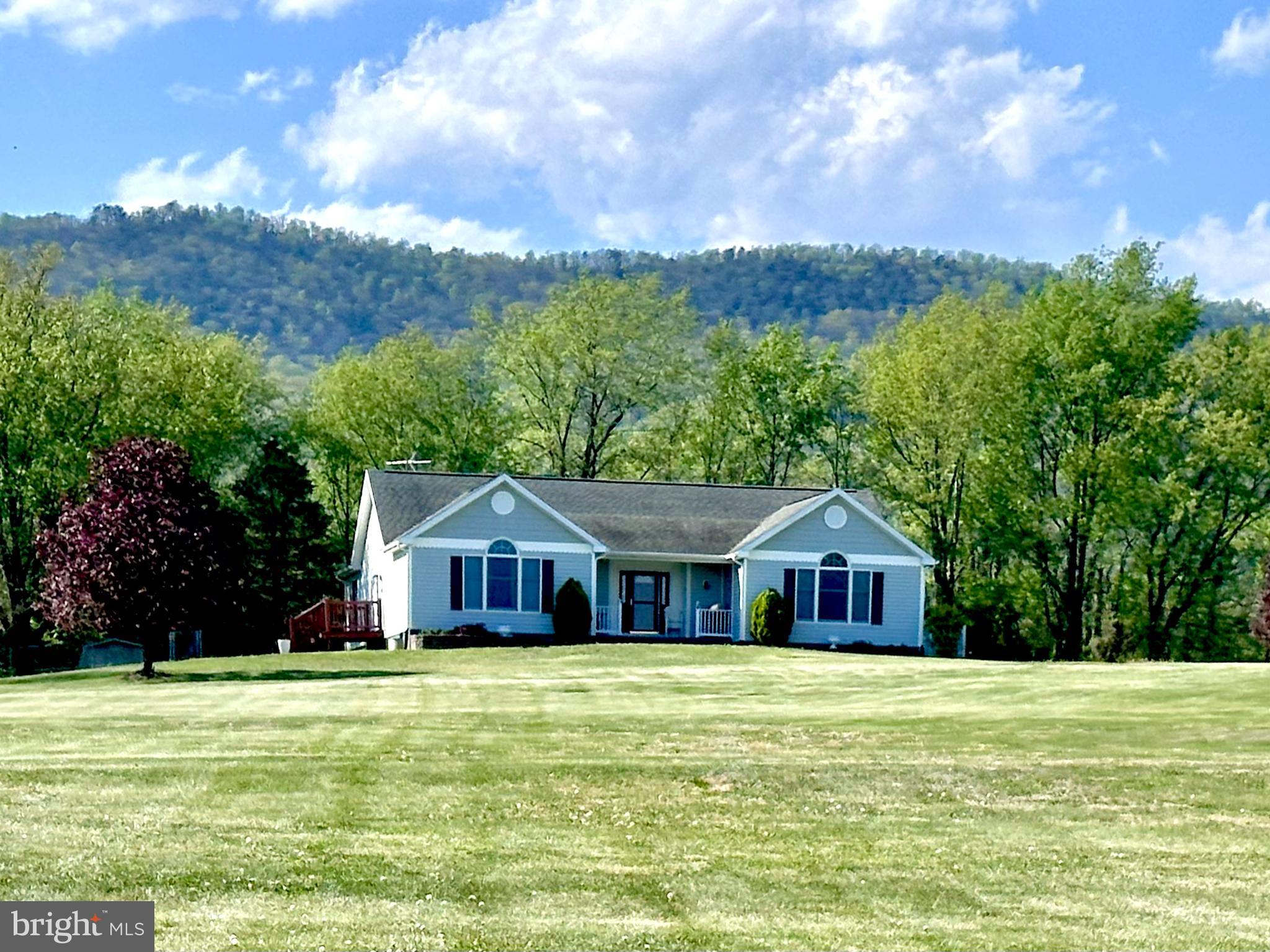 Set on 2.73 ac at the base of Little North Mtn