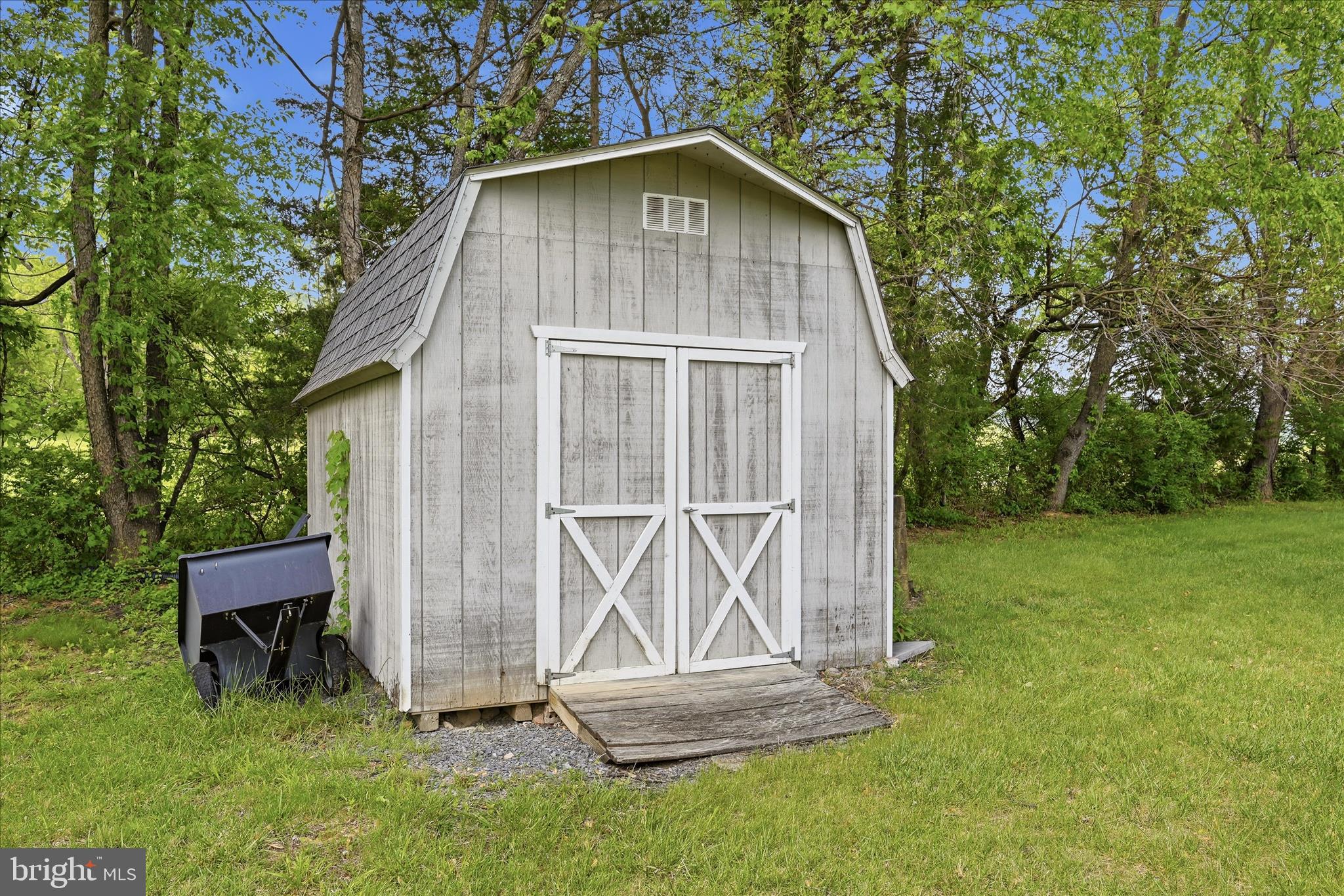16335 Back Road Strasburg, VA 22657 - Photo 42 of 56 Shed