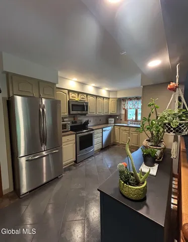 $358,500 | 104 Haughney Road, Troy, NY 12182