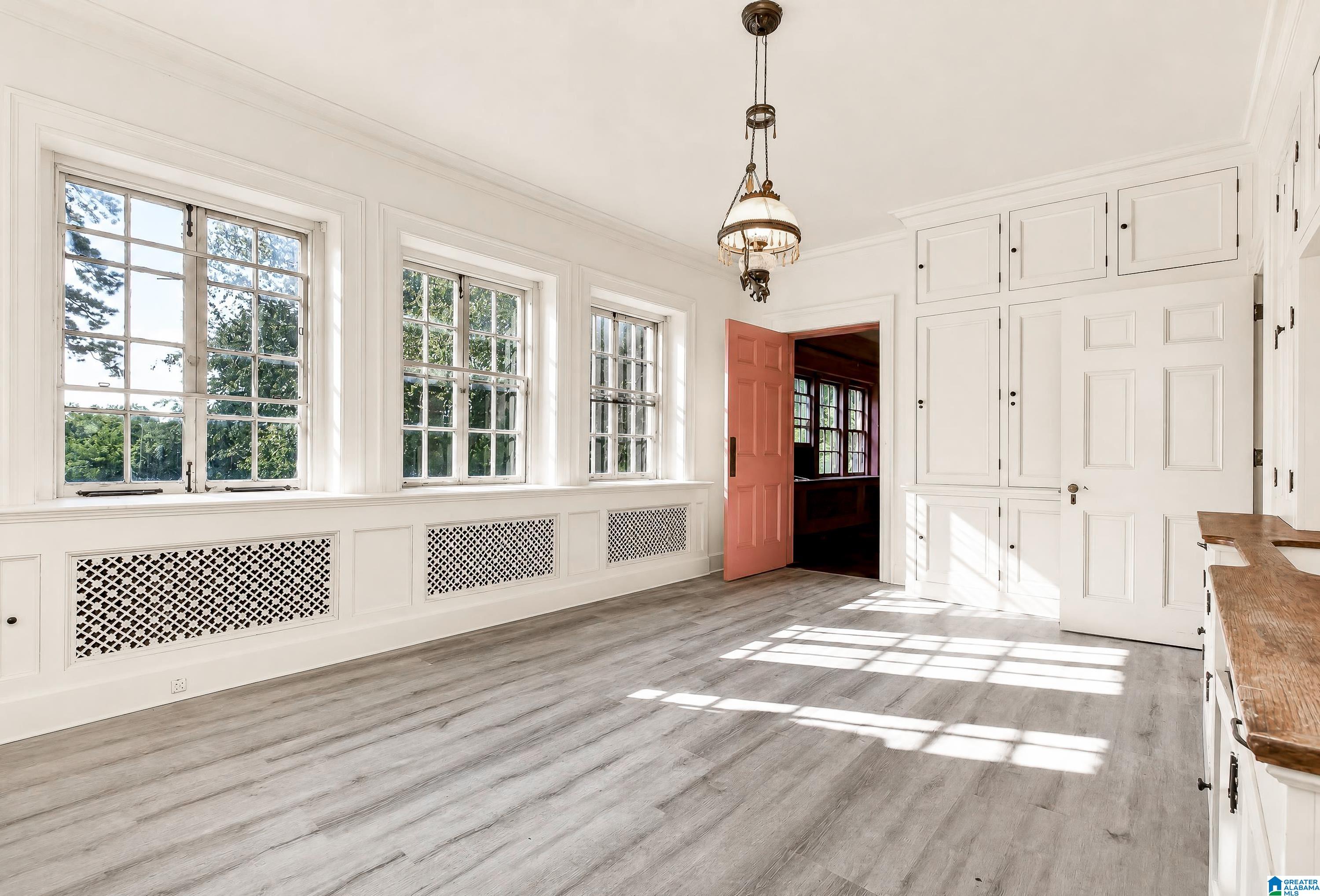 1453 Shades Crest Road Hoover, AL 35226 - Photo 34 of 91 Gallery Image 34