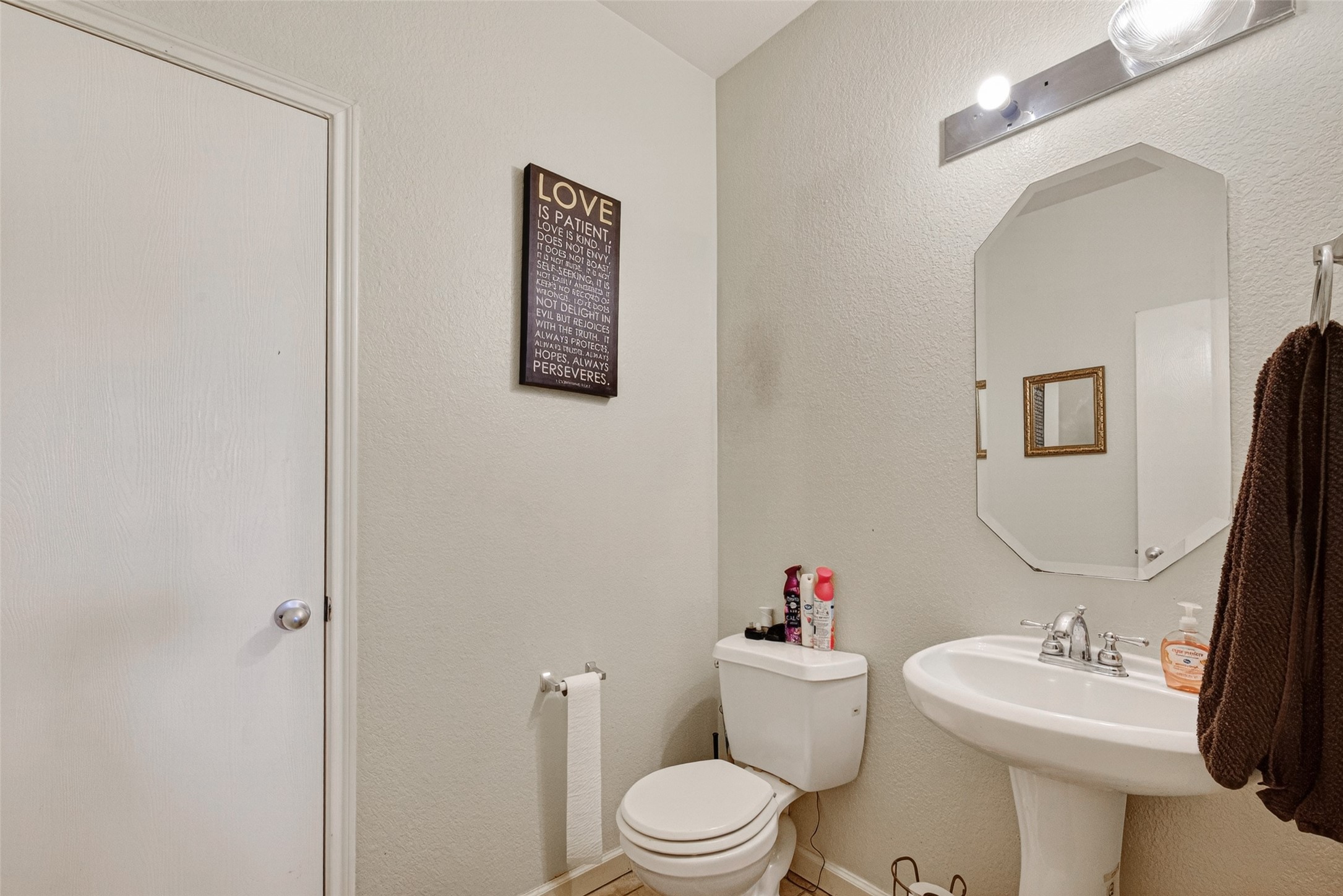 15510 Satsuma Point Court Houston, TX 77049 - Photo 13 of 21