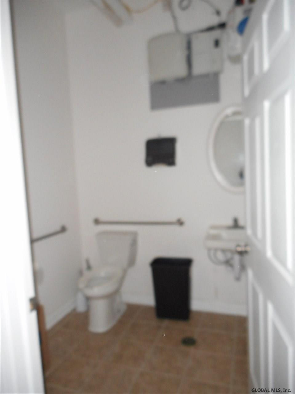 104 Everett Road Albany, NY 12211 - Photo 4 of 4 Photo 4
