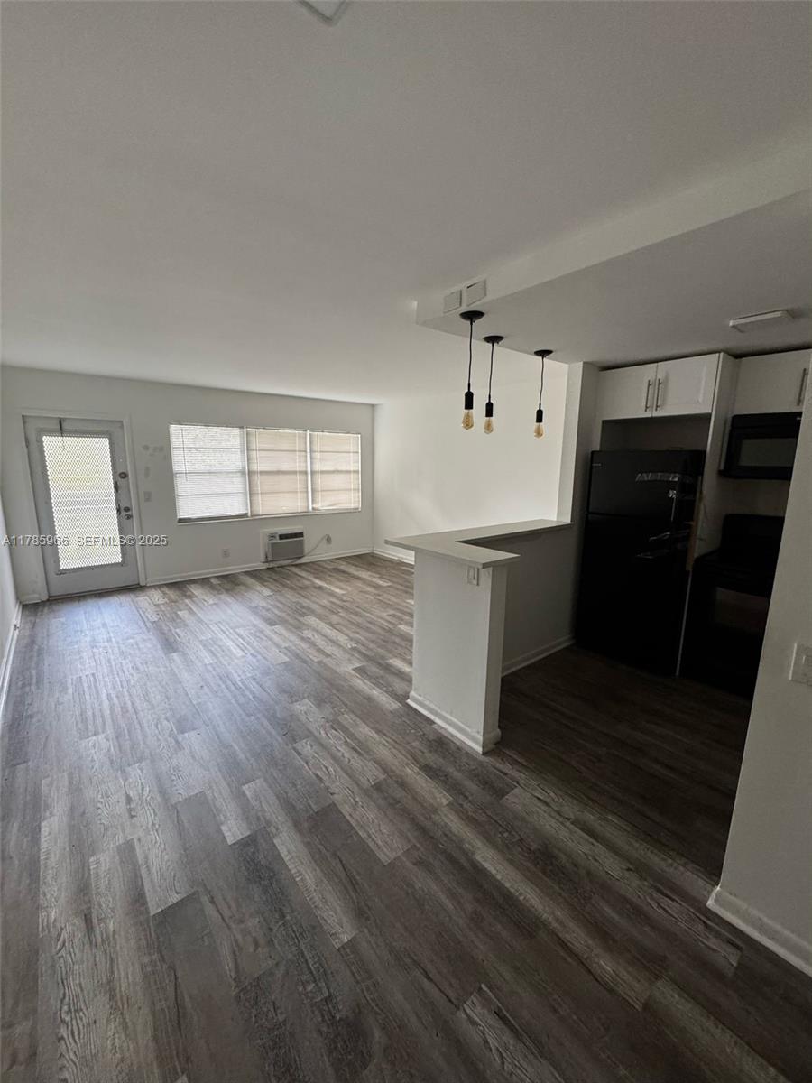 22 Suffolk A, Unit 22 Boca Raton, FL 33434 - Photo 3 of 21