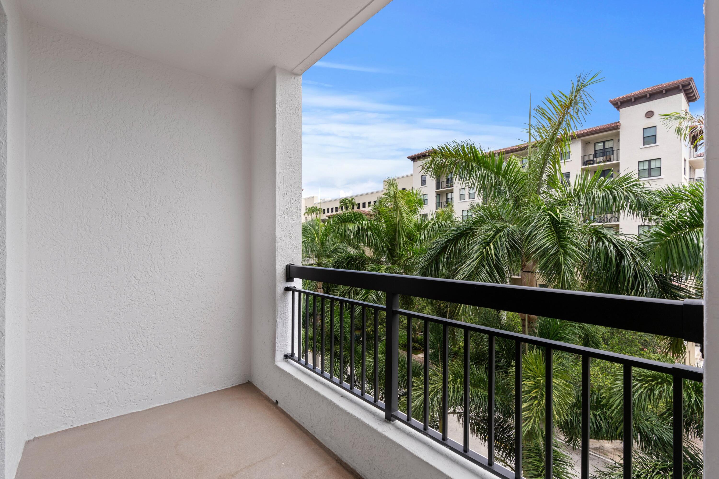 233 South Federal Highway, Unit 405 Boca Raton, FL 33432 - Photo 5 of 45 Balcony