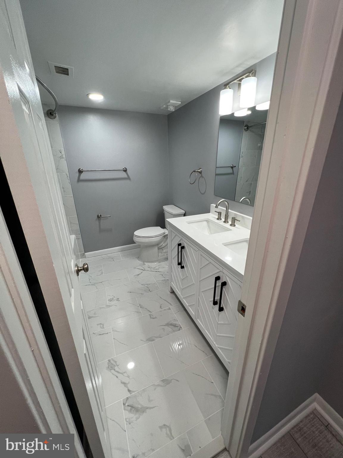 5501 Seminary Road, Unit 1809S Falls Church, VA 22041 - Photo 23 of 28 Gallery Image 23