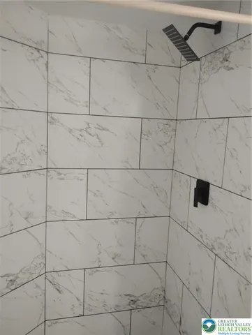 $258,900 | 805 North Oswego Street, Allentown, PA 18109