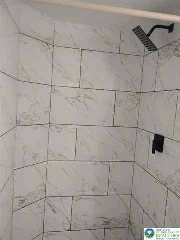 $258,900 | 805 North Oswego Street, Allentown, PA 18109