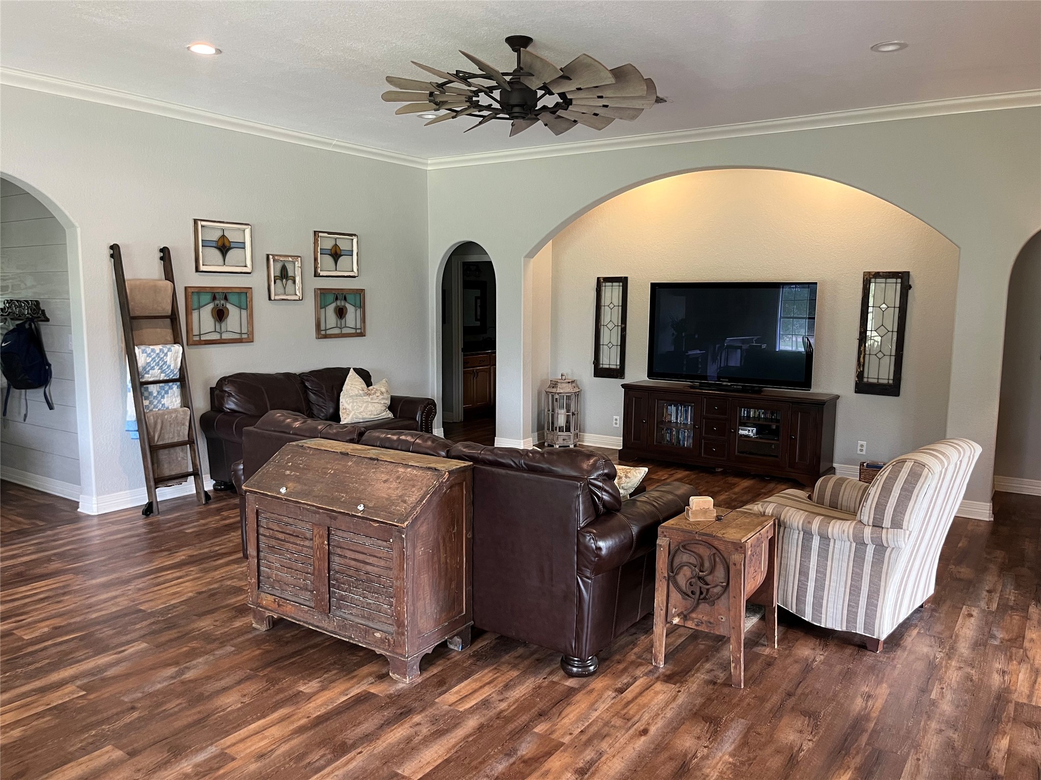 1015 Coy Road Weimar, TX 78962 - Photo 13 of 28