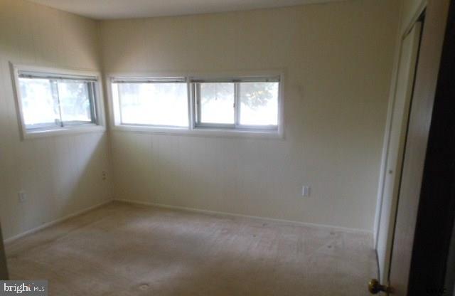 811 Fireside Road York, PA 17404 - Photo 7 of 10