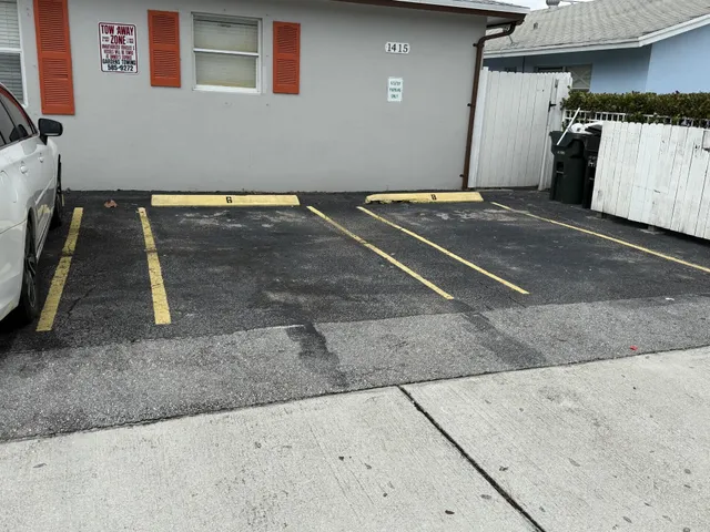 $2,000 | 1415 North J Street, Unit 6, Lake Worth Beach, FL 33460