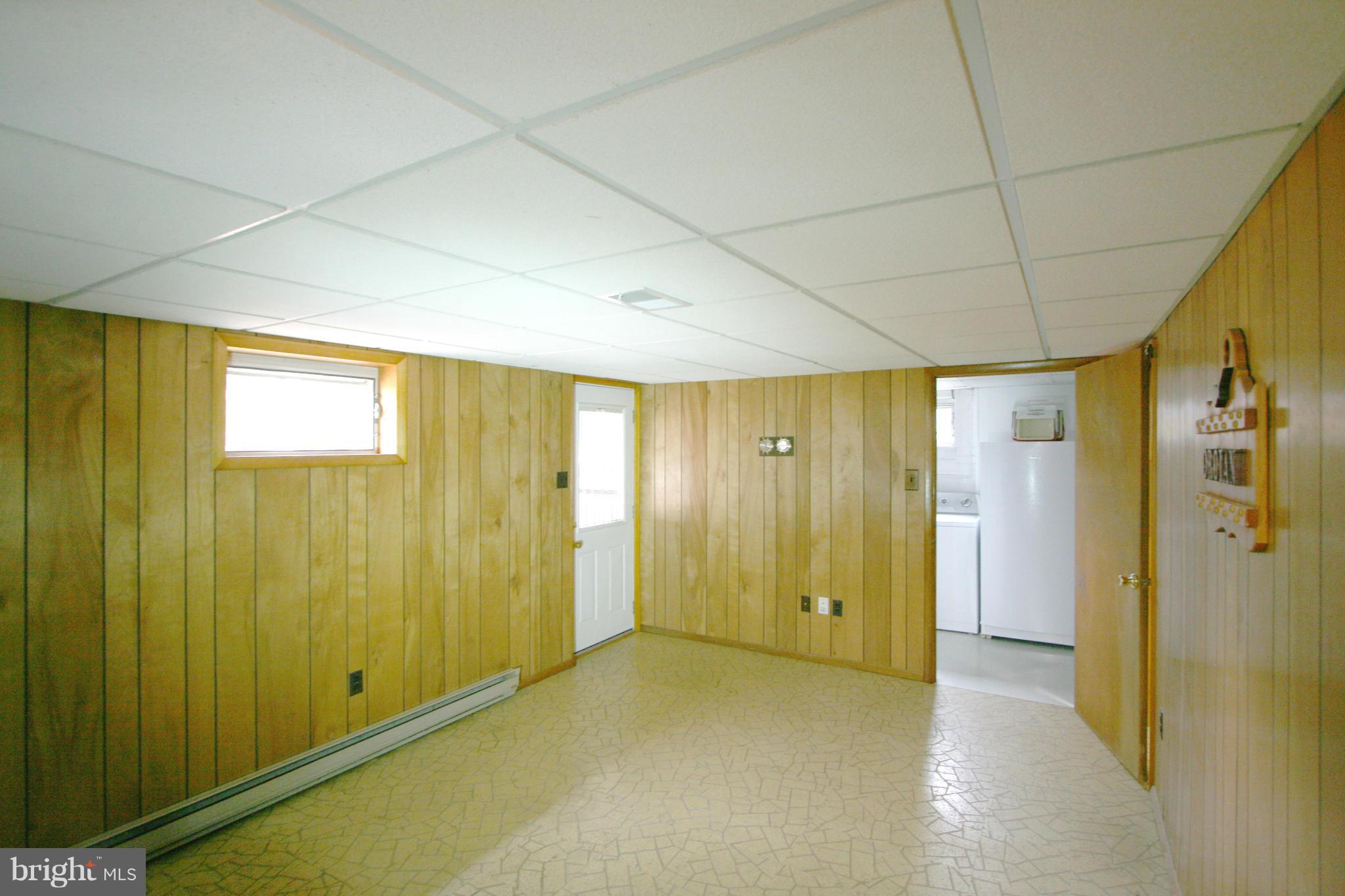 2525 Briggs Chaney Road Silver Spring, MD 20905 - Photo 17 of 30 Basement