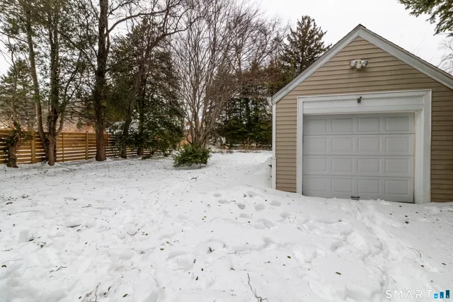 $328,600 | 263 Oaklawn Avenue, Stamford, CT 06905