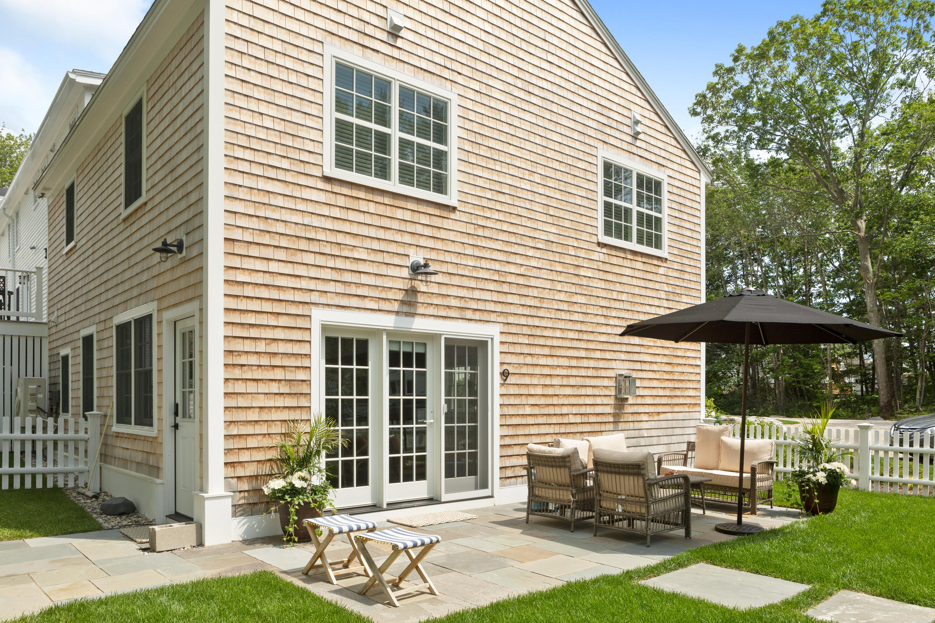 15 Langsford Road, Unit 9 Kennebunkport, ME 04046 - Photo 2 of 14 Kennebunkport Resort Collection Langsfor
