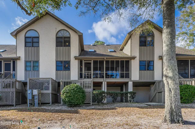 $424,900 | 260 Clubhouse Road, Unit 11B, Sunset Beach, NC 28468